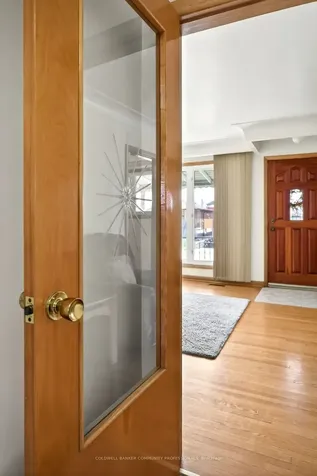 92 Reid Avenue S Hamilton ON L8K 3V1