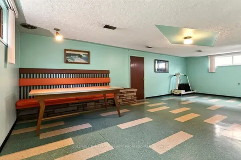 92 Reid Avenue S Hamilton ON L8K 3V1