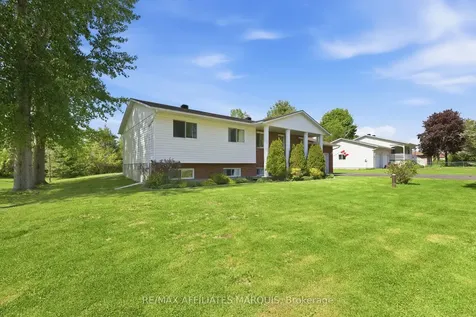 38 Wills Road Rideau Lakes ON K7A 5B8