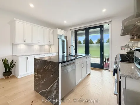 159 Collins Way Strathroy-caradoc ON N7G 0G8