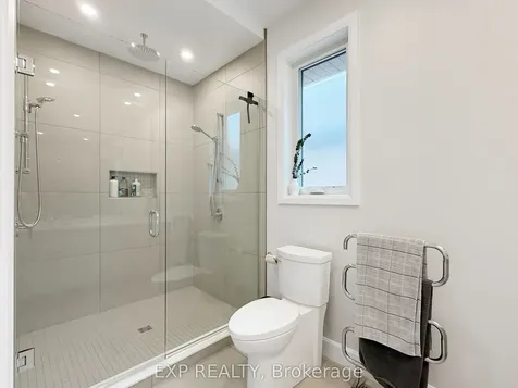 159 Collins Way Strathroy-caradoc ON N7G 0G8