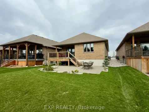 159 Collins Way Strathroy-caradoc ON N7G 0G8