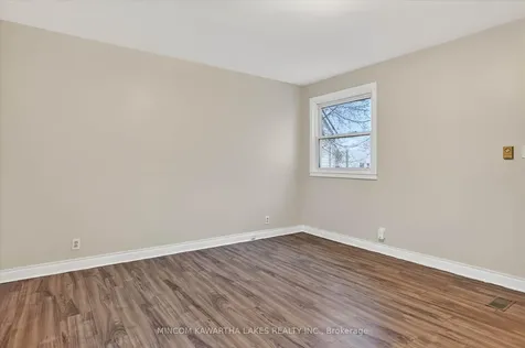 452 Hamilton Street Peterborough ON K9J 4B9