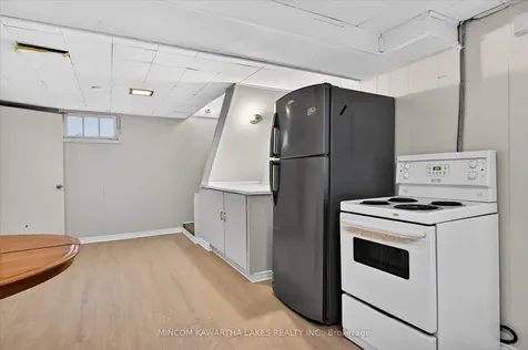 452 Hamilton Street Peterborough ON K9J 4B9
