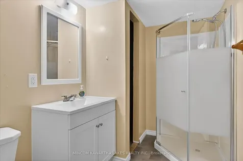 452 Hamilton Street Peterborough ON K9J 4B9
