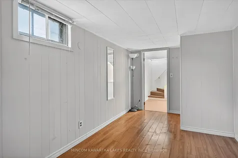 452 Hamilton Street Peterborough ON K9J 4B9