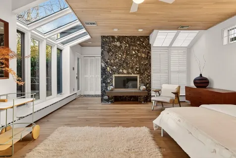 105 Marsdale Drive St. Catharines ON L2T 3T3