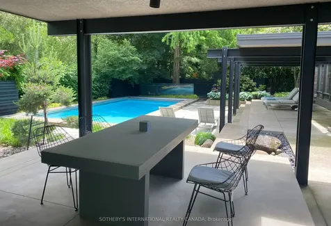 105 Marsdale Drive St. Catharines ON L2T 3T3