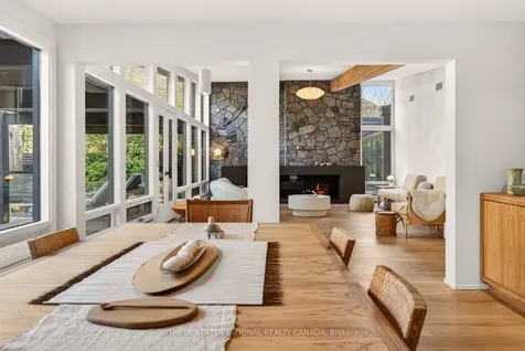 105 Marsdale Drive St. Catharines ON L2T 3T3