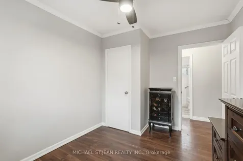 80 Luscombe Street Hamilton ON L9A 2J8