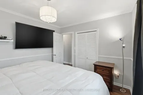80 Luscombe Street Hamilton ON L9A 2J8