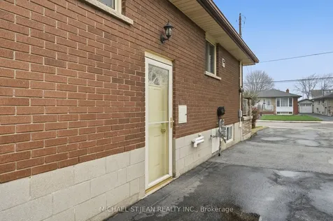80 Luscombe Street Hamilton ON L9A 2J8