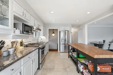80 Luscombe Street Hamilton ON L9A 2J8