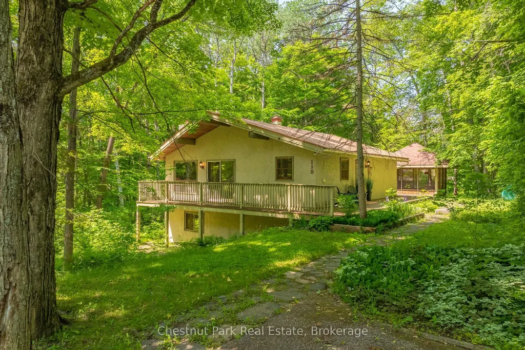 115 Woodland Drive Huntsville ON P1H 1A7