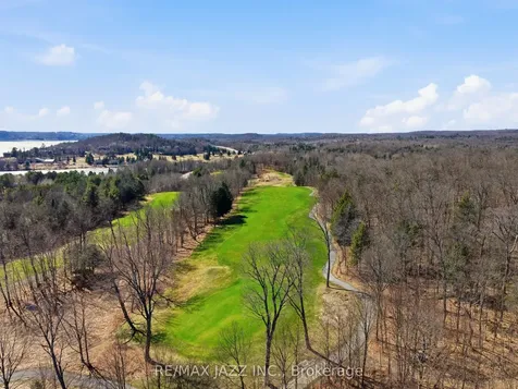 25 Pen Lake Point Road Huntsville ON P1H 1A9