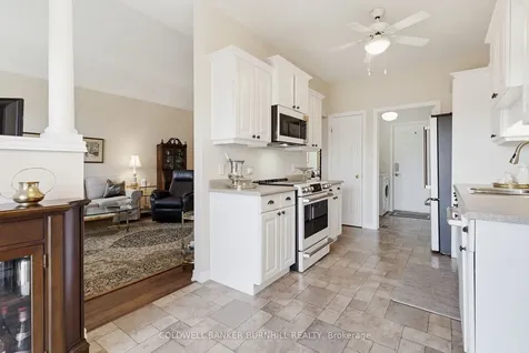 102 Northernbreeze Street Hamilton ON L0R 1W0