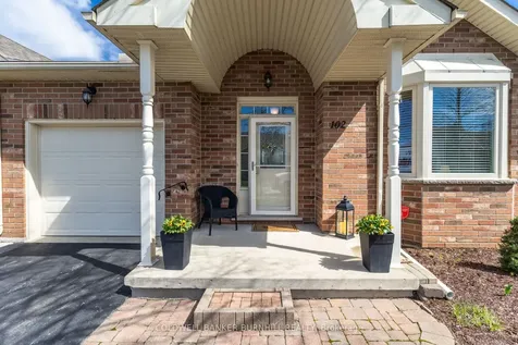 102 Northernbreeze Street Hamilton ON L0R 1W0