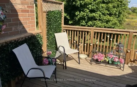 102 Northernbreeze Street Hamilton ON L0R 1W0