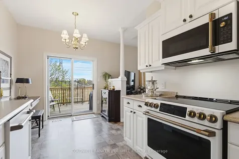 102 Northernbreeze Street Hamilton ON L0R 1W0