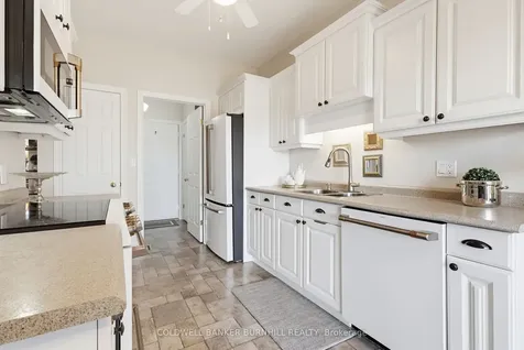 102 Northernbreeze Street Hamilton ON L0R 1W0
