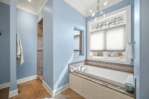 977 Woodbine Road Kingston ON K7P 2X5