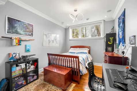 977 Woodbine Road Kingston ON K7P 2X5