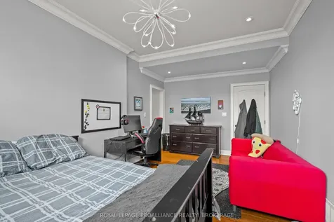 977 Woodbine Road Kingston ON K7P 2X5