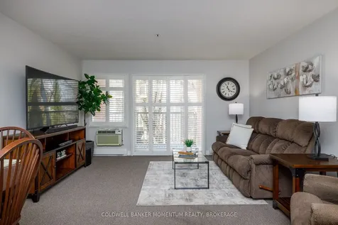 6 Niagara Street Grimsby ON L3M 5A4