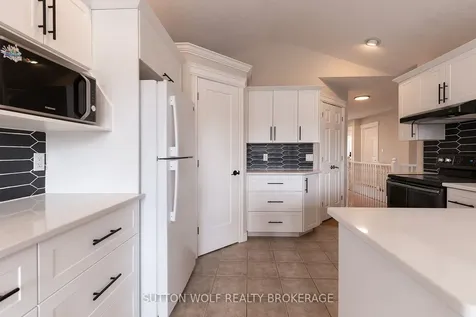 501 Darcy Drive Strathroy-caradoc ON N7G 4K9