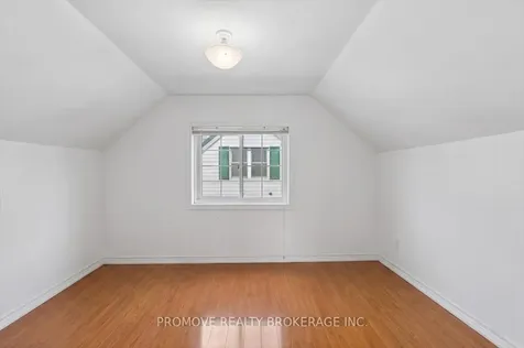 18 Gowdy Avenue Guelph ON N1H 2K7