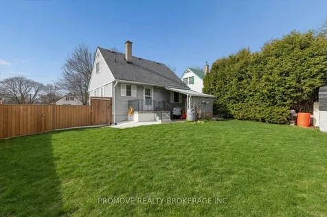 18 Gowdy Avenue Guelph ON N1H 2K7