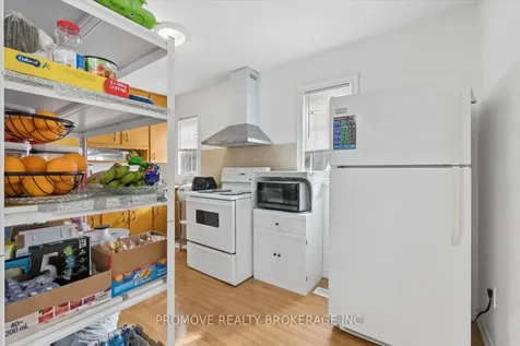 18 Gowdy Avenue Guelph ON N1H 2K7
