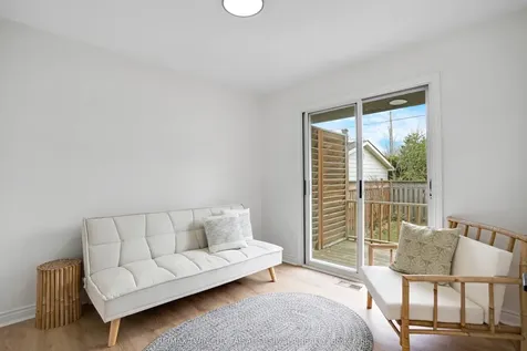 335 Speedvale Avenue E Guelph ON N1E 1N6