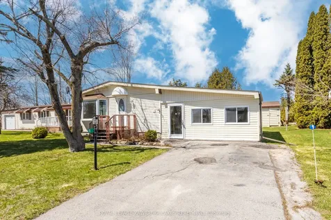 6 Circle Drive Kawartha Lakes ON K9V 0H7