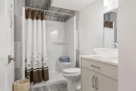 311 Perth Trail Welland ON L3B 0L8