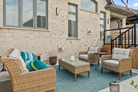 311 Perth Trail Welland ON L3B 0L8