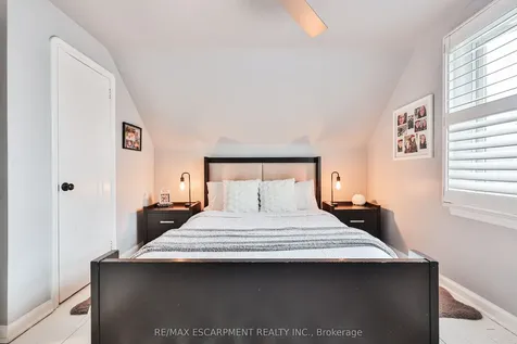 60 Galbraith Drive Hamilton ON L8G 1Z9