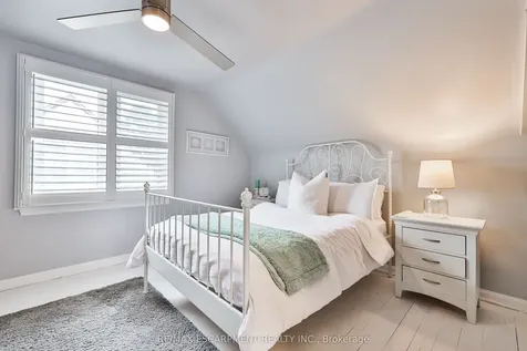60 Galbraith Drive Hamilton ON L8G 1Z9