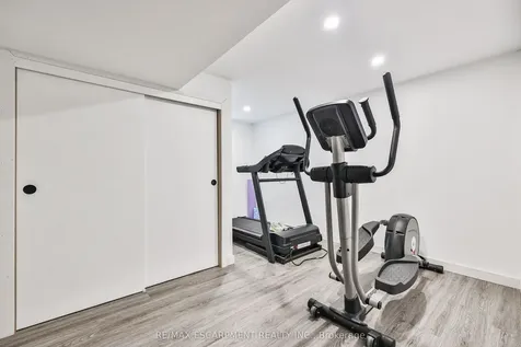 60 Galbraith Drive Hamilton ON L8G 1Z9