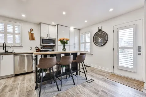 60 Galbraith Drive Hamilton ON L8G 1Z9