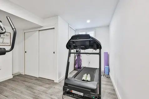 60 Galbraith Drive Hamilton ON L8G 1Z9