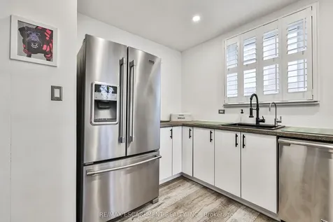 60 Galbraith Drive Hamilton ON L8G 1Z9