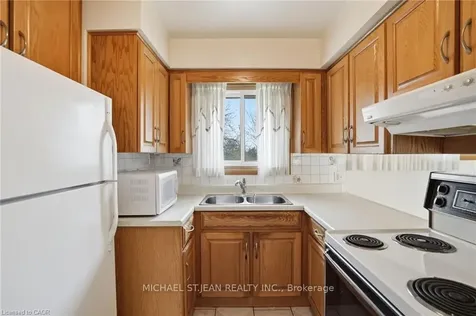 347 Hixon Road Hamilton ON L8K 2C8