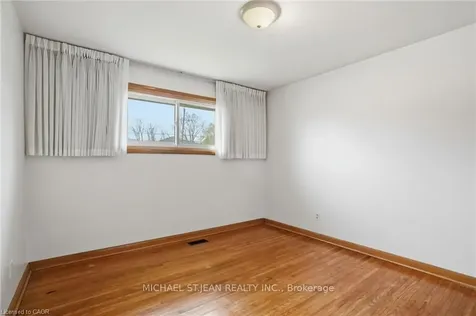 347 Hixon Road Hamilton ON L8K 2C8