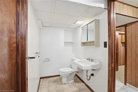 347 Hixon Road Hamilton ON L8K 2C8