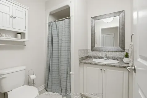 4644 Pettit Avenue Niagara Falls ON L2E 6L5