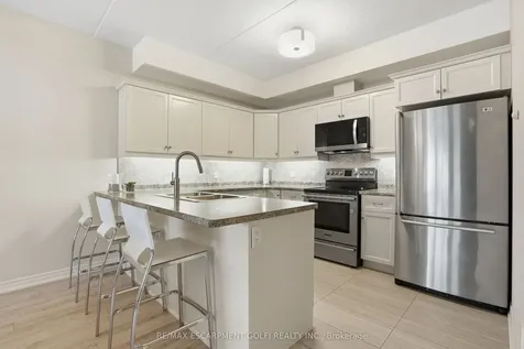 4644 Pettit Avenue Niagara Falls ON L2E 6L5