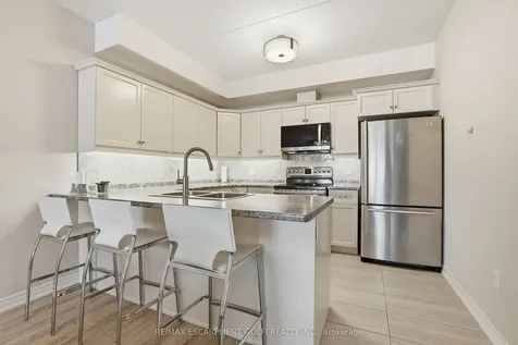 4644 Pettit Avenue Niagara Falls ON L2E 6L5