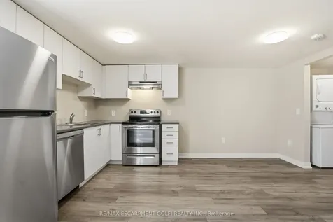 245 Dain Avenue Welland ON L3B 3E7