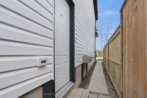 245 Dain Avenue Welland ON L3B 3E7